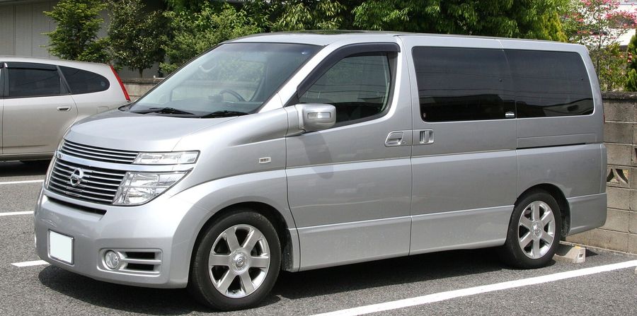 Nissan Elgrand bought in Camberley